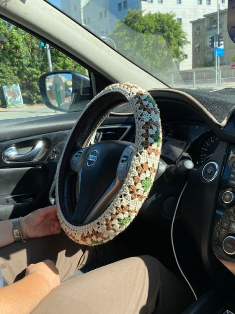 Crochet Granny Square Steering Wheel Cover, Granny Square Wheel Cover, Knit Steering Wheel Cover, How To Crochet A Steering Wheel Cover, Girly Steering Wheel Cover, Crochet Steering Wheel Covers, Crochet Car Cover, Crochet Wheel Cover Free Pattern, Crocheted Steering Wheel Cover