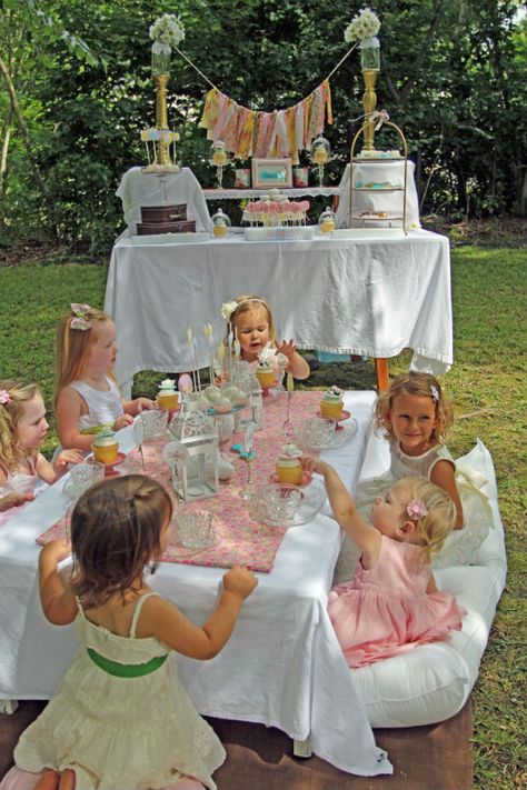 Shabby Chic Tea Party Decorations, Toddler Tea Party, Girls Tea Party Birthday, Princess Tea Party Birthday, Outdoor Tea Parties, Shabby Chic Tea Party, Chic Birthday Party, Kids Tea Party, Shabby Chic Birthday