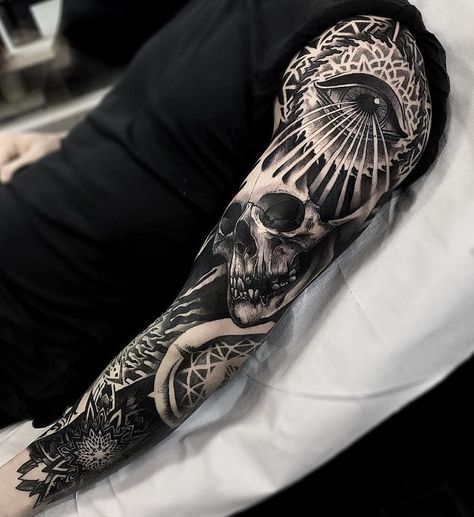 100+ Awesome Examples of Full Sleeve Tattoo Ideas | Art and Design Dark Arm Tattoo, Full Arm Sleeve Tattoo, Arm Tattoo Ideas, Black And Grey Tattoo, Skull Sleeve Tattoos, Tattoo Concepts, Skull Sleeve, Female Tattoos, Full Sleeve Tattoo Design