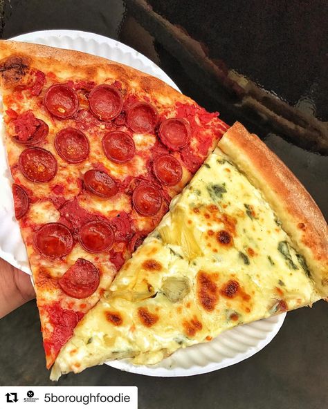 @artichokepizza on Instagram: “#Repost @5boroughfoodie ・・・ Pepperoni or Artichoke? The answer is always BOTH! 🍕😎🍕 📍: @artichokepizza 🌆: New York, NYC #pizza…” Fat Burger, Best Food Recipes, Cooking Guide, January 29, Yummy Desserts, Healthy Eating Tips, Amazing Recipes, Fried Food, Comfort Foods