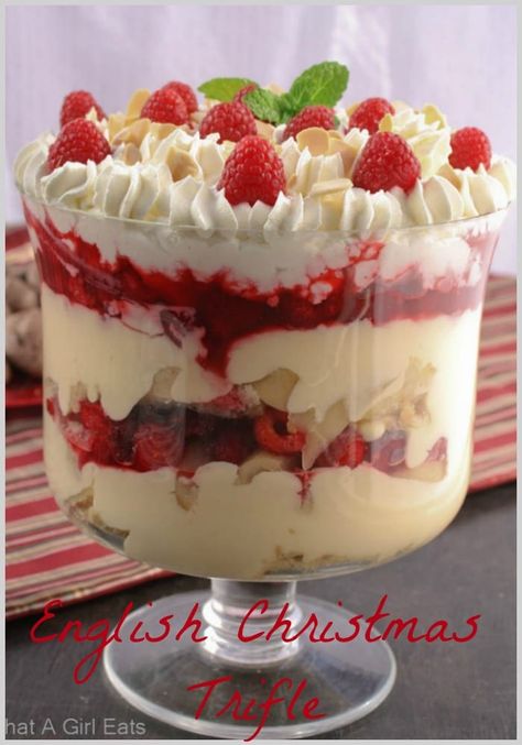 English Trifle pi Banana Trifle, Christmas Trifle Recipes, Raspberry Trifle, Trifle Cake, English Trifle, Trifle Dessert Recipes, English Desserts, Christmas Trifle, Trifle Recipes