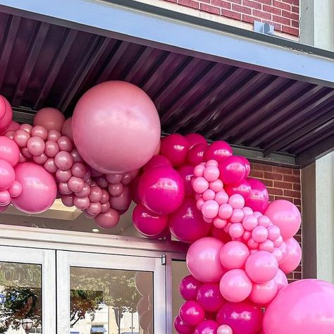 Wow Balloons Dallas on Instagram: "Shall we call it a “pink perfection”? 💗 Featuring balloons of different sizes and shades of pink, this garland is sure to add a pop of color and fun to your event 😉 #dallas #dallasballoons #balloongarland #balloondecoration #balloons #balloonparty #ballooninstallation #ballooninspo #balloonbusiness #dallaseventplanner #balloonarch #balloonart" Shades Of Pink Balloon Garland, Pink Balloon Garland, Balloon Installation, Different Shades Of Pink, Pink Balloons, Balloon Art, Pop Of Color, Shades Of Pink, Balloon Arch