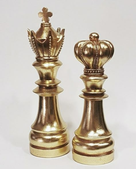 Chess King And Queen, King Chess Piece, Queen Chess Piece, Chess King, Chess Set Unique, Chess Queen, Library Art, Modern Library, 1 Tattoo