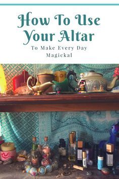 Witch Altar Inspiration Bedroom, Bookshelf Altar, Solstice Calendar, Witch Altar Inspiration, Build An Altar, Dropshipping Ideas, Aphrodite Altar, Spiritual Altar, Witch Altar