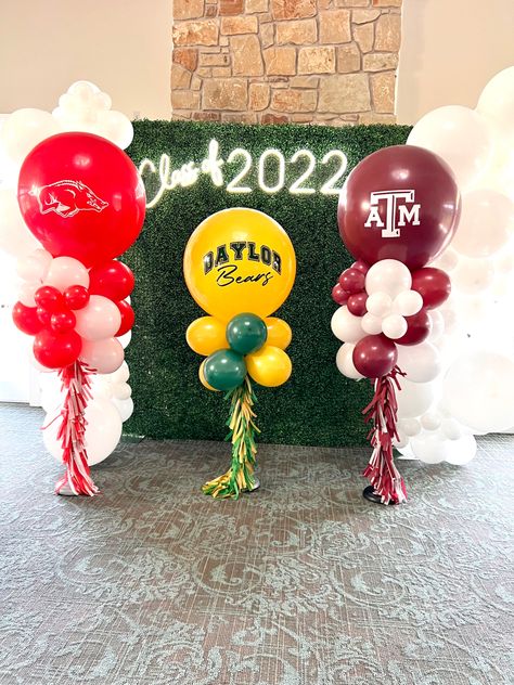 Double Graduation Party Ideas, Sports Graduation Party Ideas, College Reveal Party, Mizzou Graduation Party, College Balloons, Football Balloon Garland, Balloon Decorations Graduation, College Signing Day, Fsu Graduation