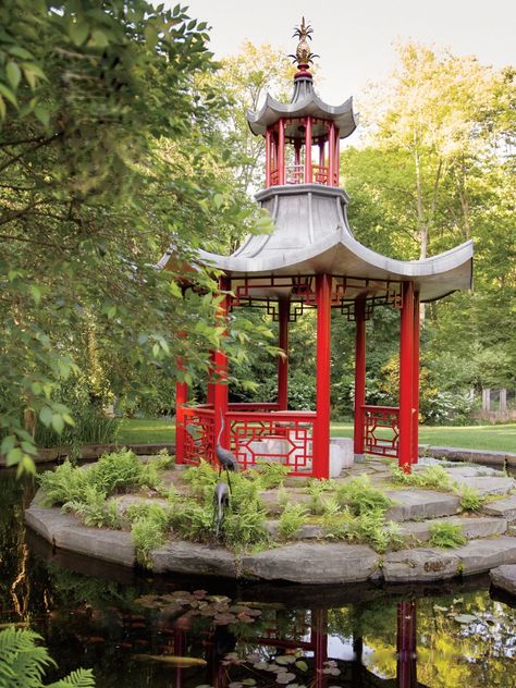 Chinese pavilion in CT garden in Veranda. Landscape design Charles Stick, photo by Max Kim-Bee Pagoda Garden Ideas, Enclosed Gazebo, Party Gazebo, Chinese Pavilion, Malibu Homes, Dreams Photo, Veranda Magazine, Pagoda Garden, Building References