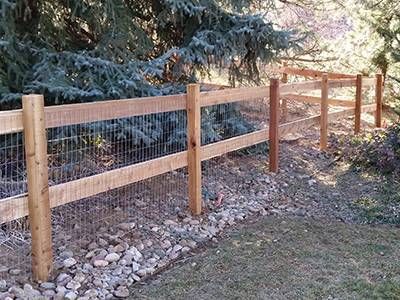 A Straight Up Fence Company is ready to install your split rail fence. This is a great fence for large properties and will allow you to maintain your views. Ranch Home Fence Ideas, Barnyard Fence Ideas, Classy Fence Ideas, Fencing Sloped Yard, Front Property Fence, Split Fence Ideas, Fencing Large Property, Diy Rail Fence, Mountain Home Fence Ideas