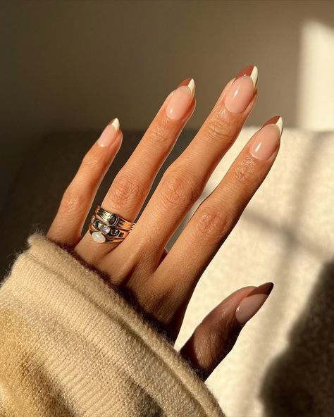 Thanksgiving Nail Designs, Nails Inspired, Fall Nail Trends, Minimal Nails, Thanksgiving Nails, September 28, Brown Nails, Minimalist Nails, Nail Inspiration