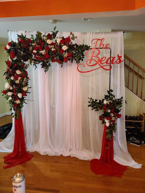 The Beas 20th Anniversary | CatchMyParty.com Red And White Anniversary Decor, 20th Wedding Anniversary Decorations, Decoration For Anniversary, Anniversary Event Decor, Ruby Decorations 40th Anniversary, Wedding Room Decor, Wedding Anniversary Themes, Marriage Anniversary Decoration, Red And White Decorations