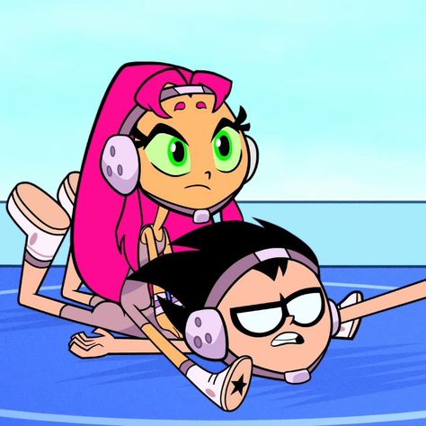 Teen Titans Go Matching Pfp, Star Fire And Robin, Robin And Starfire, Teen Titans Matching Pfp Raven And Starfire, Starfire Titans, Raven Teen Titans Go Icon Pfp, Robin Teen Titans Go, Teen Titans Go Robin X Starfire, Robin Screaming At Starfire