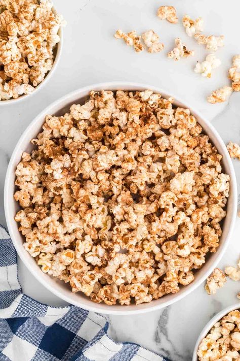 Cinnamon Toast Crunch Popcorn Recipe - Eating on a Dime Cinnamon Sugar Popcorn, Cinnamon Toast Recipe, Cinnamon Popcorn, Cinnamon Toast Crunch Cereal, Popcorn Recipes Easy, Cinnamon Cereal, Cinnamon Crunch, Popcorn Treats, Cereal Snacks