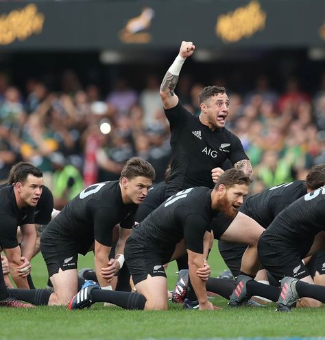 Halfback TJ Perenara led Kapa O Pango. — at Growthpoint Kings Park Stadium. Tj Perenara, All Blacks Rugby Team, Nz All Blacks, All Black Adidas, All Blacks Rugby, New Zealand Rugby, Australian Football, Super Rugby, Sports Website