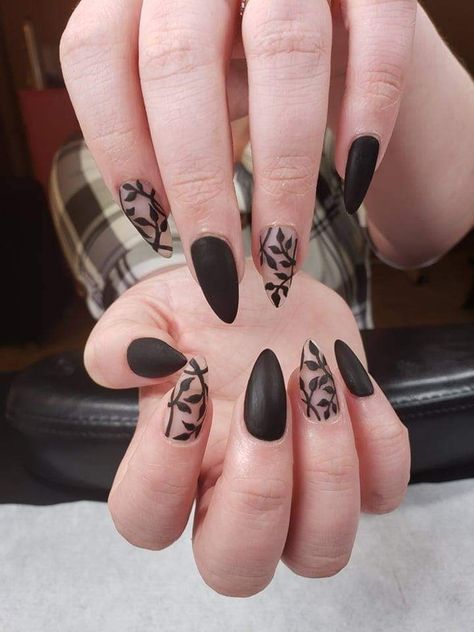 Matte black leaves gel x@ Black Nails Floral Design, Matte Black Floral Nails, Black Vine Nail Art, Nails Acrylic Matte Black, Black Matte Nails With Design Almond, Goth Matte Nails, Black Leaves Nails, Black Floral Nails Simple, Gloss And Matte Nails