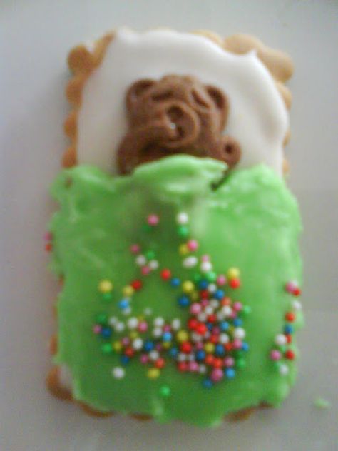 Peculiar Projects: Sleeping Teddy Bear Biscuits Teddy Bears Picnic Food, Bear Biscuits, Boy Scout Cake, Sunday School Snacks, Preschool Cooking, Reception Class, Teddy Bear Day, Teddy Bear Cookies, Bear Recipes