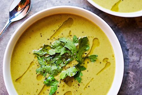 Greek Fava Soup With Cilantro & Truffle Oil | Greek Food - Greek Cooking - Greek Recipes by Diane Kochilas Peasant Soup Recipe, Watercress Soup, French Soup, 200 Calorie, Green Soup, Pea Soup, Vegan Thanksgiving, Gut Healing, Ninja Foodi