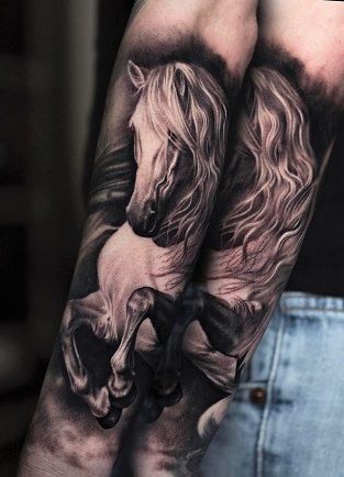 Feminine Horse Tattoo, Horse Eye Tattoo, Horse Realistic Tattoo, Horse Tattoo Sleeve, Horse And Cow Tattoo, Half Man Half Horse Tattoo, Wild Horse Tattoo Design, Horse Tattoo On Shoulder, Rearing Horse Tattoo