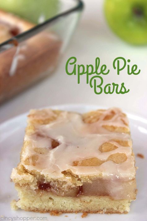 Apple Pie Filling Desserts, Apple Pie Fries, Pie Fries, Pie Filling Desserts, Apple Pie Bars Recipe, Dessert Apple, Apple Pie Filling Recipes, Frosted Lemonade, Copycat Chick Fil A