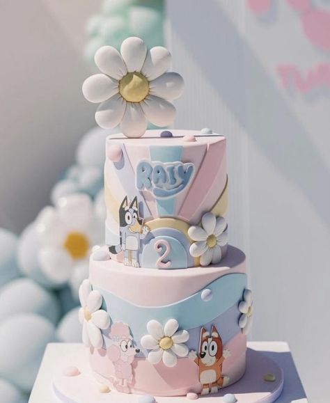 Bluey Birthday Girly Cakes, Birthday Cake Bluey Theme, Bluey Cake Ideas For A Girl, Bluey Theme Cake, Bluey Birthday Party Ideas Pink, Bluey Birthday Cake Ideas, Pastel De Bluey, Bluey Themed Cake, Bluey Cake Ideas