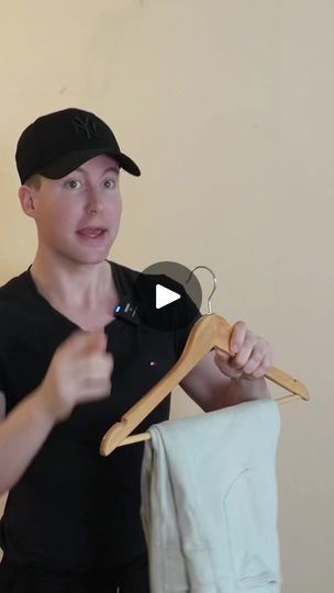 125K views · 2.8K reactions | Comment suspendre un pantalon à un cintre 👖 | Monsieur Astuces