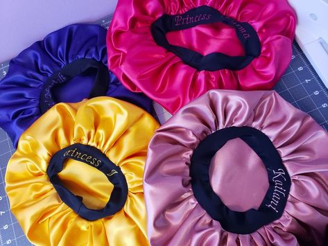 Personalized embroidered satin bonnets! Custom to each loved one, super comfortable, and gentle on your hair. African Crown, Hair Ads, Silk Hair Bonnets, Satin Bonnets, Neon Acrylic Nails, Hair Bonnets, Diy Hair Scrunchies, African Women Art, Satin Bonnet