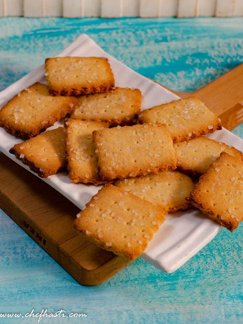 Nice Biscuits Recipe, Eggless Biscuits, Nice Biscuits, Coconut Biscuits, Heart Shaped Cookies, Biscuits Recipe, Digestive Biscuits, Coconut Cookies, Shaped Cookie