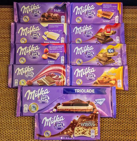 Milka Bars Milka Choco, Kawaii Snacks, Milka Chocolate, Chocolate Packaging Design, Sleepover Food, Strawberry Yogurt, Edible Food, Food Drinks Dessert, Chocolate Packaging