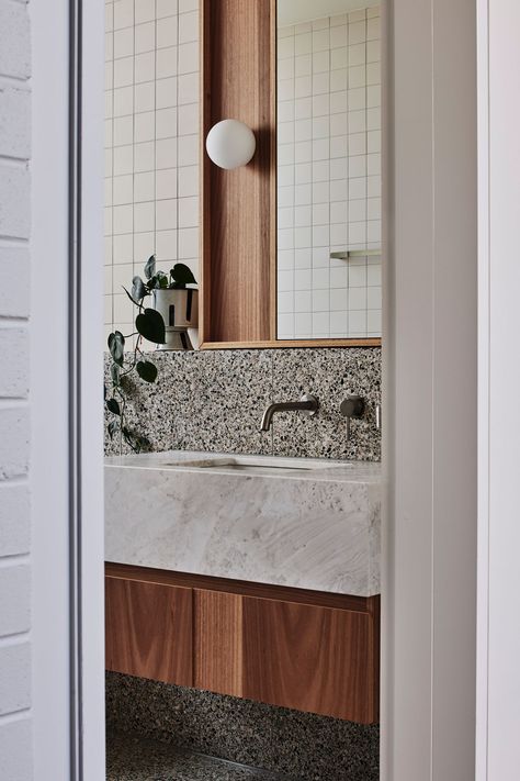 Eichler Bathroom, Small Powder Room Design, Bathrooms Contemporary, Smallest Bathroom, Powder Room Design Ideas, Neutral Bathroom Decor, Mid Century Bathroom, Powder Room Design, Powder Room Small