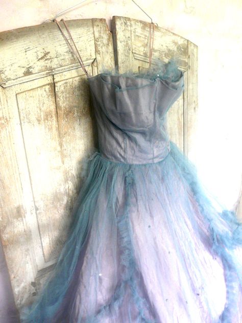 vintage tulle dress Vintage Blue Dress Aesthetic, Vintage Tulle Dress, Modest Wedding Gowns, Vintage Dresses 50s, Make Your Own Clothes, Middle Age Fashion, Dress Aesthetic, Darling Dress, Custom Dresses