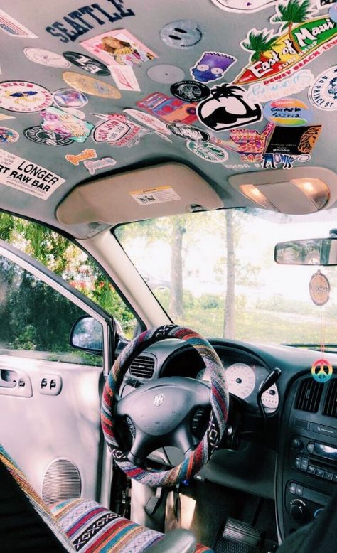 Car Interior Diy, Hippie Car, Car Deco, Aston Martin Vanquish, Girly Car, Dream Cars Jeep, Car Essentials, Maserati Ghibli, Car Goals