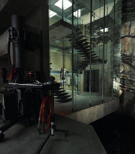 Warner Bros. Bruce Wayne House, Batman Garage, Batcave Room, Batman House, Villain Lair, Wayne Homes, Wayne Manor, Modernist Furniture, Tiny Apartments