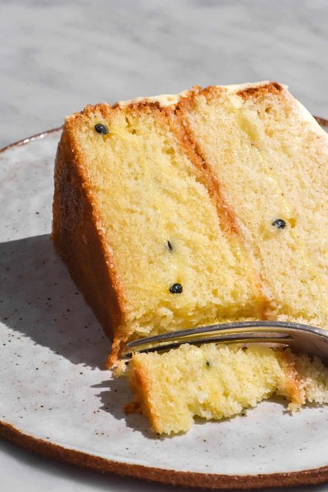 Gluten free cake with passion fruit curd - George Eats Lactose Free Cream Cheese, Passionfruit Curd, Passion Fruit Cake, Fruit Curd, Passion Fruit Curd, Gluten Free Cake Recipe, Lactose Free Milk, Oil Cake, Fruit Bread