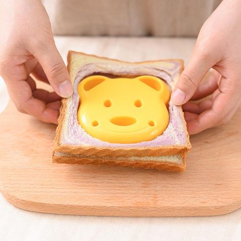 Bear Sandwich Mold Cutter | Soldeeva Bear Sandwich, Creative Sandwich, Creative Breakfast, Bread Mold, Sandwich Maker, Cute Baking, Family Eating, Sweet Bread, Sandwich Bread