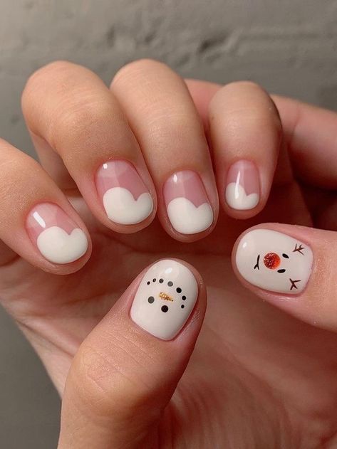 Nails For Christmas White, Christmas Simple Nail Designs, Christmas Kids Nails, Nails For Kids Christmas, Christmas Nails For Girls Kids, Christmas Nails Minimal, Kids Christmas Nails Easy, Cute Christmas Nails For Kids, Girls Christmas Nails