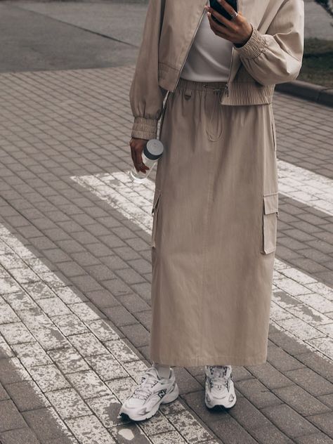 Maxi Cargo Skirt, Cargo Skirt Outfit, Pleated Skirt Short, High Waisted Maxi Skirt, Online Fashion Store, Cargo Skirt, Skirt Outfit, Straight Skirt, Outfit Inspo Fall