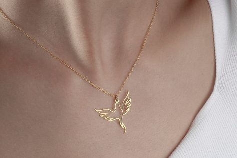 Simplistic Jewelry, Hand Jewelry Rings, Necklace Dragon, Phoenix Jewelry, Jewlery Necklace, Phoenix Necklace, Neck Pieces Jewelry, Phoenix Pendant, Eagle Necklace