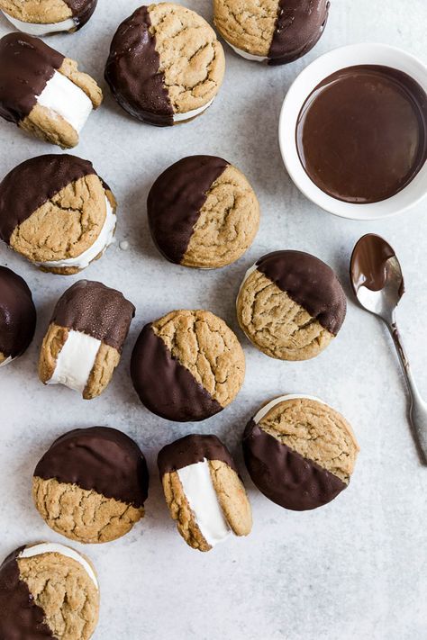 Peanut Butter Cookie Ice Cream Sandwich, Gluten Free Frozen Desserts, Cookie Ice Cream Sandwiches, Frozen Treats Recipes, Ice Cream Sandwiches Recipe, Cookie Ice Cream, Butter Ice Cream, Cookie Sandwich, Cookie Sandwiches