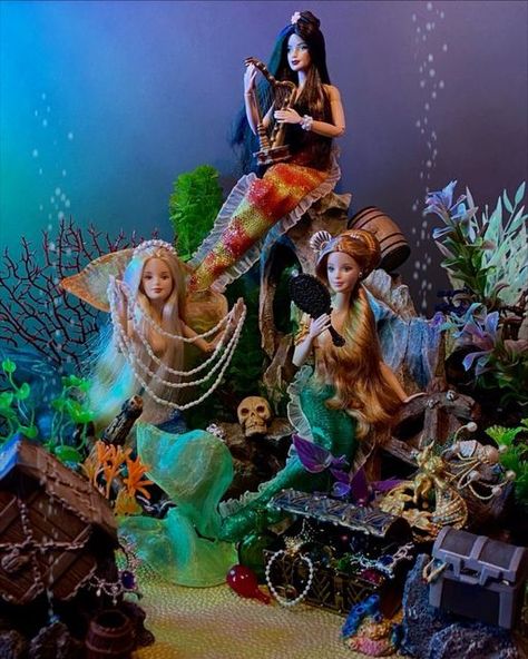 Mermaid Diorama, Barbie Mermaid, Barbie Summer, Fever Dream, Mermaid Dolls, Doll Display, Doll Photography, Barbie And Ken, Pirates Of The Caribbean