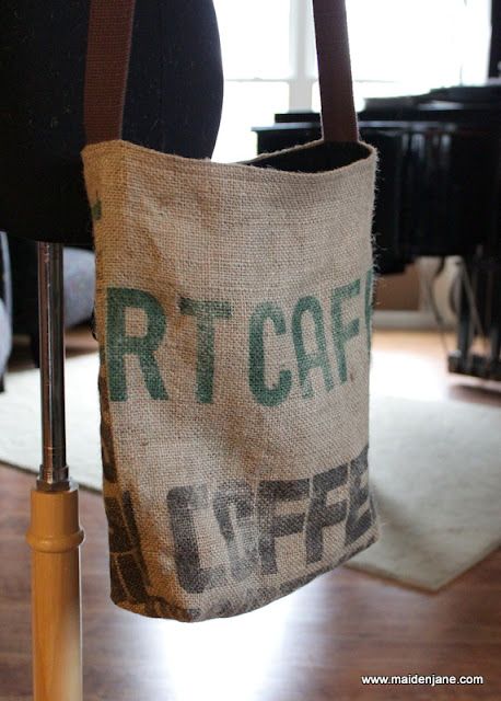 Coffee Bag Crafts, Recycled Coffee Bags, Sustainable Bags, Coffee Bean Sacks, Burlap Coffee Bags, Tas Denim, Coffee Bean Bags, Coffee Sack, Sacs Tote Bags