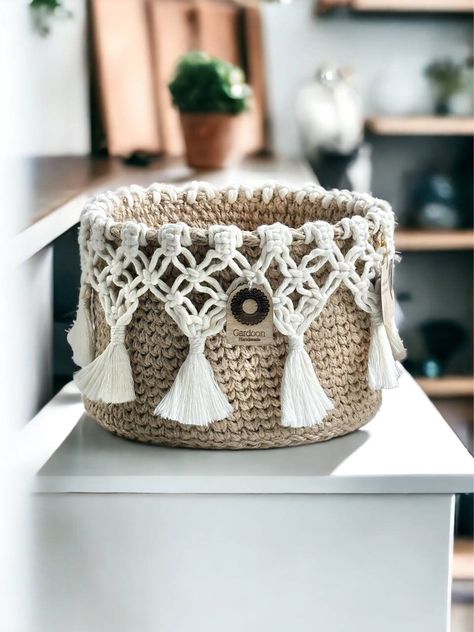 Storage For Blankets, Macrame Basket, Unique Macrame, Jute Basket, Party Crafts, Blanket Storage, Natural Jute, Basket Decoration, Hen Party