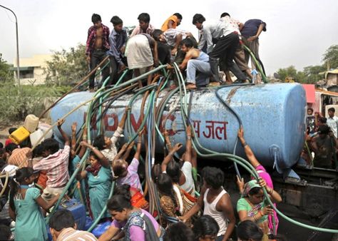 A hot dry day in India Water Scarcity, History People, 10 Million, South Asia, International News, Health Lifestyle, New Delhi, Asia Travel, Drinking Water