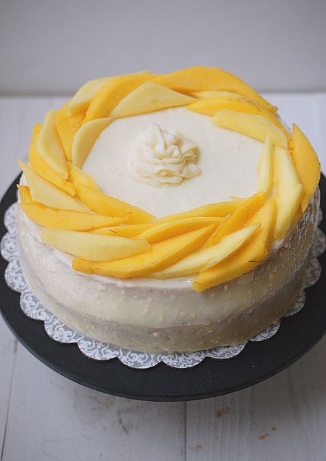 Coconut Cloud, How To Stack Cakes, Simple Desserts, Cloud Cake, Mango Cake, Cake Platter, Leftover Cake, Quick Recipes Snacks, Different Cakes