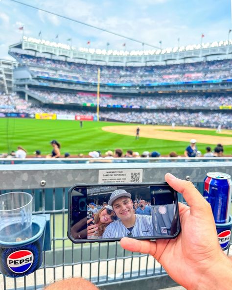 ⚾️🍔🇺🇸 💙 baseball outfit inspo, yankees, yankees game, baseball OOTD, yankees aesthetic, phone camera selfie, baseball game, couple date ideas, couple pose ideas, couple picture #yankees #mlbgame #scrapbookinglayout #scrapbookjournal #canva Yankees Aesthetic Outfit, Yankees Game Aesthetic, Baseball Game Couple, Yankees Game Outfit, Dating Aesthetics, Baseball Game Aesthetic, Baseball Date, Yankees Aesthetic, Gaming Couple