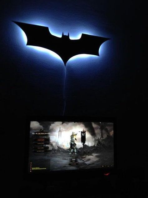 Superhero Lamp, Batman Light, Batman Bedroom, Batman Room, Batman Metal, Batman Wall, Lamps Black, Batman Theme, Superhero Bedroom