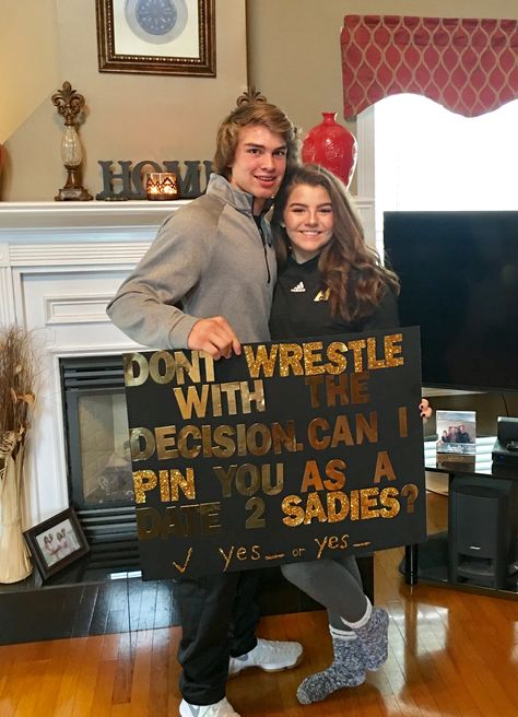 Sadie Hawkins dance proposal for wrestler boyfriend. Wrestler Boyfriend, Sadie Proposals Ideas, Sadie Hawkins Proposals, Girl Ask Guy, Boyfriend Proposal, Sadies Proposal, Sadies Dance, Sadie Hawkins Dance, Cute Promposals