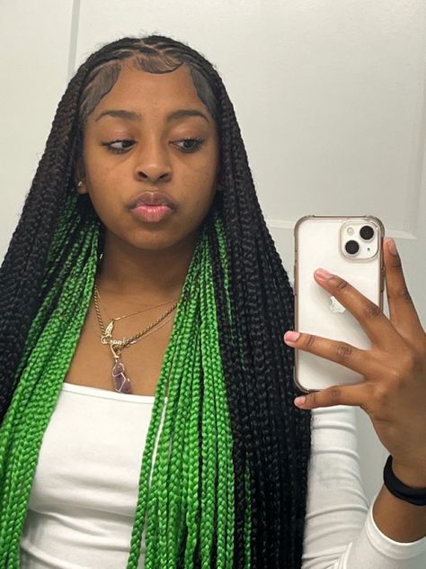 Peekaboo Hair Colors, Tan Skin Blonde Hair, Peekaboo Hair, Big Box Braids Hairstyles, Box Braids Hairstyles For Black Women, Cute Braided Hairstyles, Braids Hairstyles Pictures, Braided Cornrow Hairstyles, Braided Hairstyles For Teens