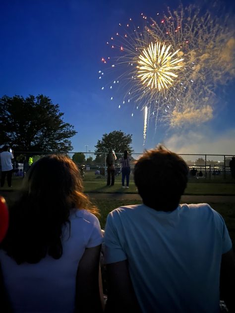 Oxford Study Couple, Watching Fireworks, Dream Dates, Coffee Cup Art, This Kind Of Love, Time Pictures, Future Love, People Watching, Cute Relationship Photos