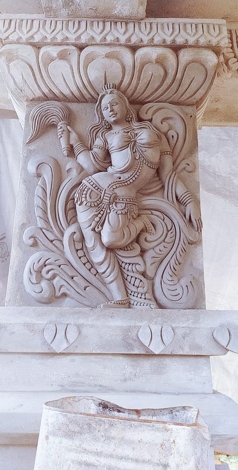 Temple Wall Art, Cement Work, Lipan Art, Wood Carving Art Sculpture, Ram Hanuman, Welcome Images, Sculpture Art Projects, Design Humor, Ancient Drawings