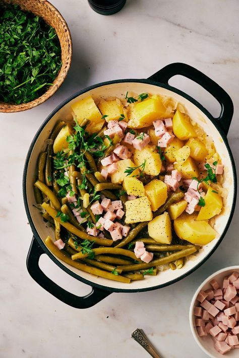 Ham String Beans And Potatoes, Ham Potatoes And Green Beans, Green Beans Potatoes And Ham, Stove Top Green Beans, Green Beans And Ham, Ham Green Beans And Potatoes, Beans And Potatoes Recipe, Baked Pork Steak, Stove Top Soup