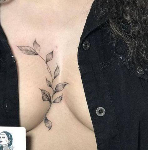 Vine Chest Tattoo, Body Henna, Anatomy Tattoo, Rib Tattoos For Women, Half Sleeve Tattoos Drawings, Tattoos To Cover Scars, Word Tattoo, Henna Tattoo Designs Hand, Vine Tattoos