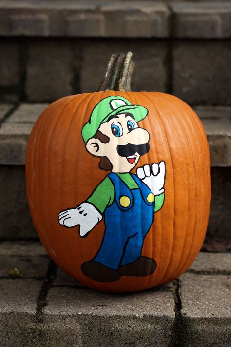 Luigi Pumpkin Painting, Mario Brothers Pumpkin Painting, Super Mario Bros Pumpkin Painting, Luigi Pumpkin, Pizza Pumpkin Painted, Mario And Luigi Pumpkin Painting, Super Mario Pumpkin Painting, Mario Pumpkin, Halloween Pumpkin Carving Stencils